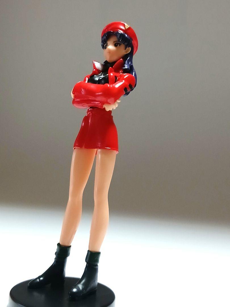 赤いジャケットのフィギュア 葛城ミサト赤いジャケット フィギュア - メルカリ