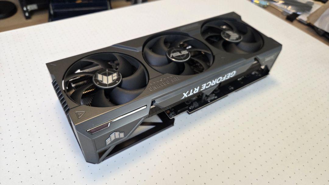 グラフィックボード・グラボ・ビデオカード ASUS TUF RTX 4080 O16G GAMING