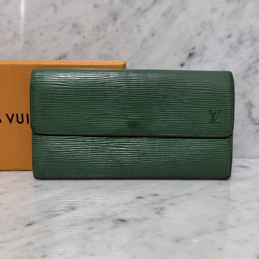 LOUIS VUITTON ルイヴィトン 財布 エピ ポルトビエ グリーン LOUIS VUITTON ルイヴィトン 長財布 エピ 二つ折り財布 グリーン