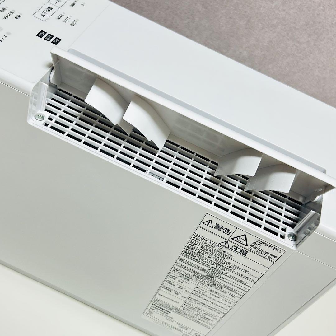 【ほぼ未使用】Panasonic 衣類乾燥除湿機 F-YZVXJ60-W
