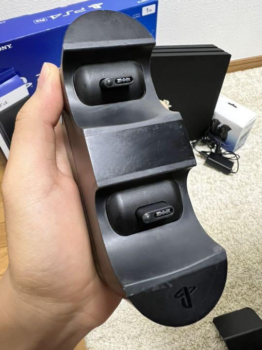 であること⑷ PlayStation®4 ブラック CUH-7000BB01おまけ付き dY9jI-m24346144271 Pro ✝きたいと