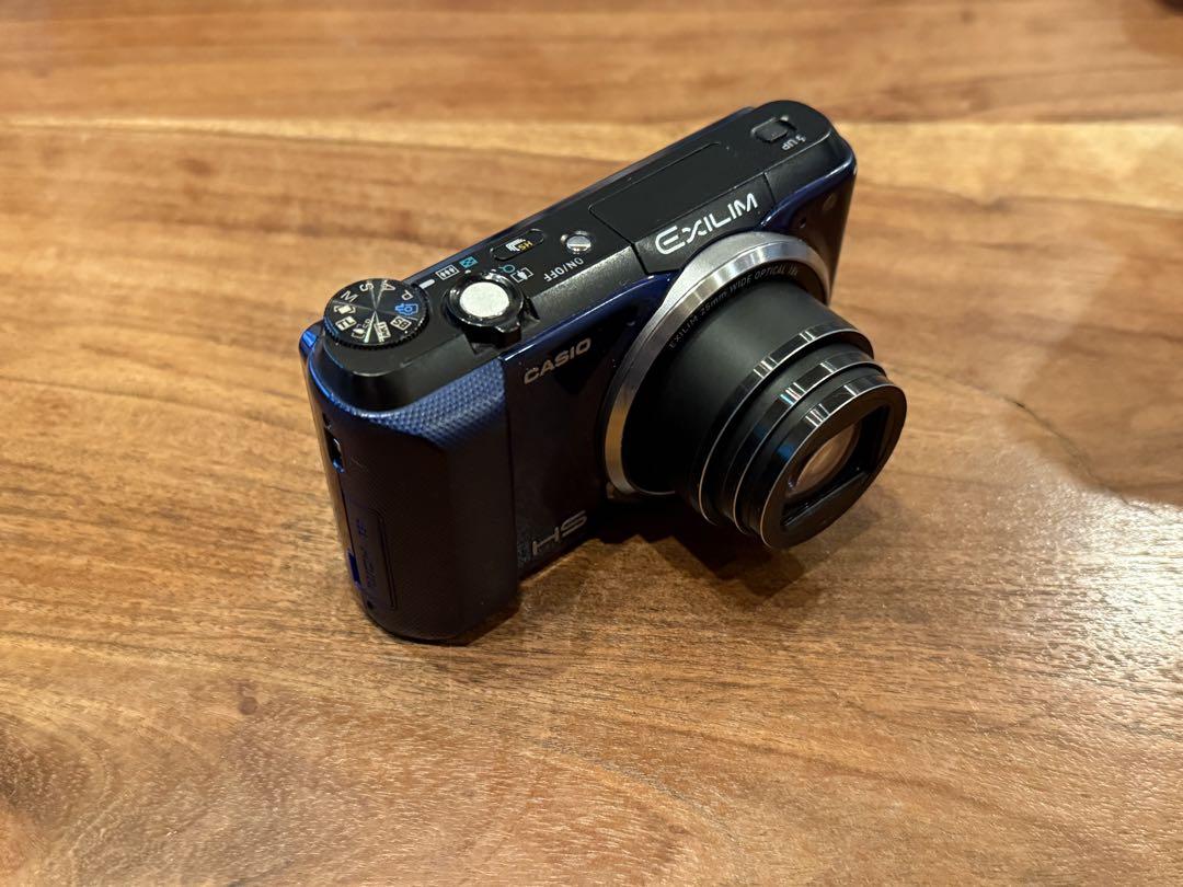 CASIO EXILIM EX-ZR850 カシオ　エクシリム　デジタルカメラ