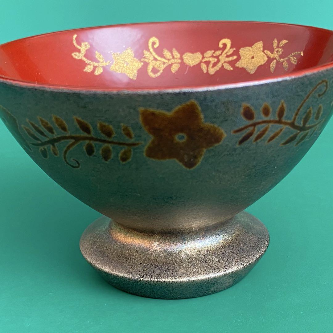 【新品、希少品】1点作　天然木　本漆　漆塗り　て塗り　手描き　金の蒔絵　盃