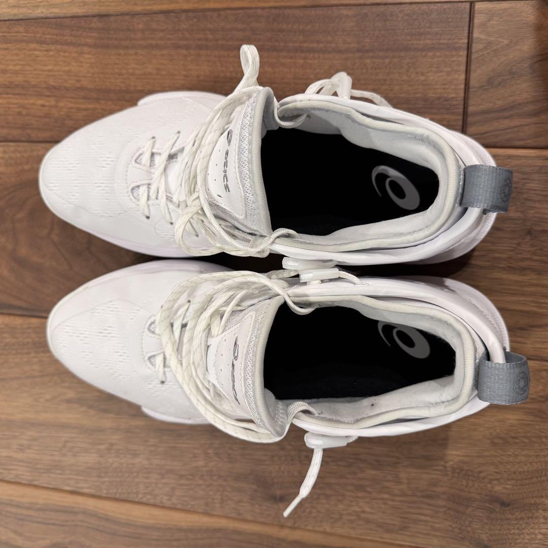 asics nova surge low 2 ホワイト　28.5cm アシックス