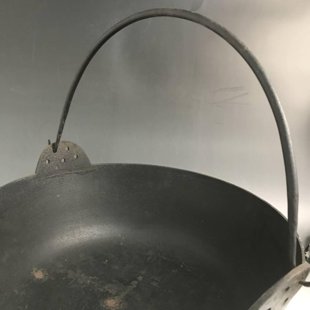 昭和レトロ 鉄器 囲炉裏鍋 五徳付 鉄製 鋳物 鋳鉄 いろり鍋 鉄鍋