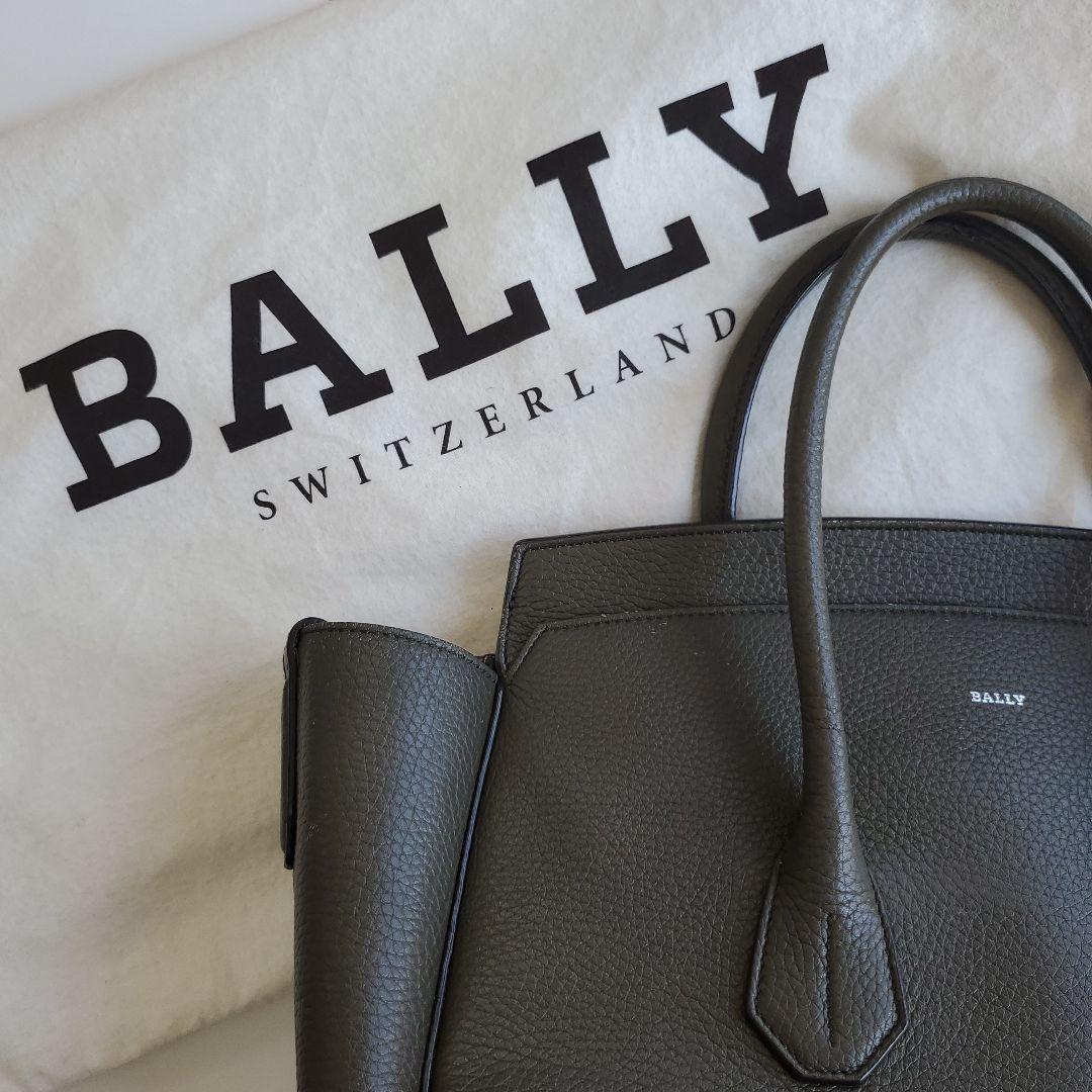 BALLY バリー ソメ sommet トート カーキ　イエロー ハンドバッグ BALLY バリー ソメ sommet トート カーキ イエロー ハンドバッグ