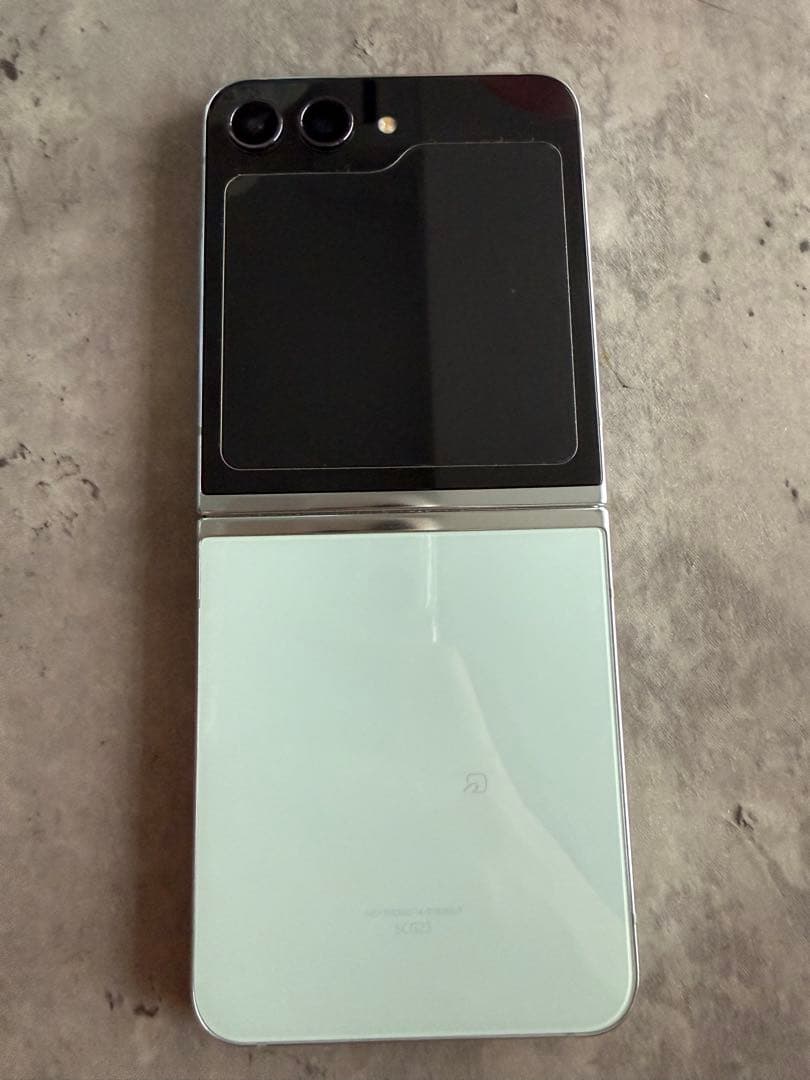 美品⋆˙⟡Galaxy zflip5 ミント