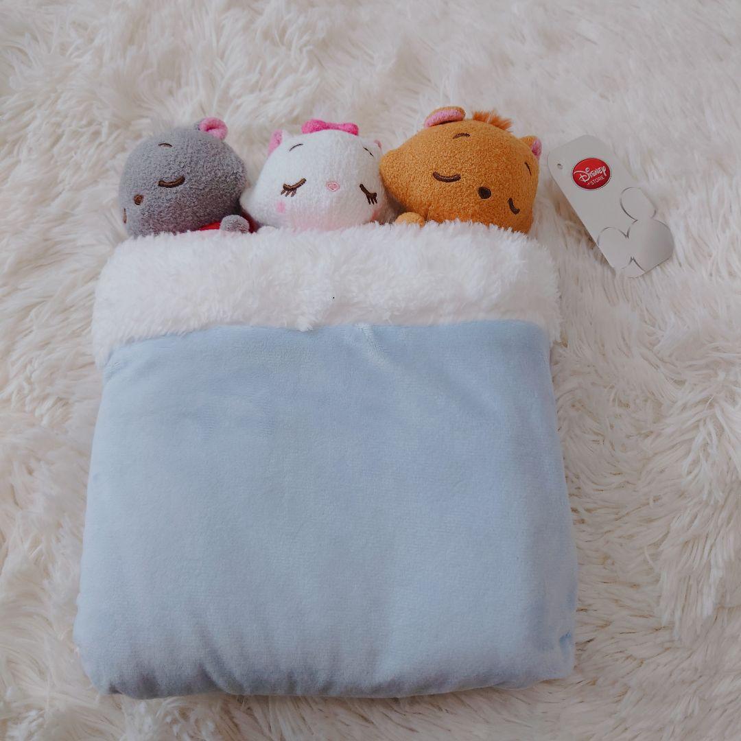 驚きの価格が実現！ ディズニーストア マリーちゃん おしゃれ ひざ掛け ブランケット その他