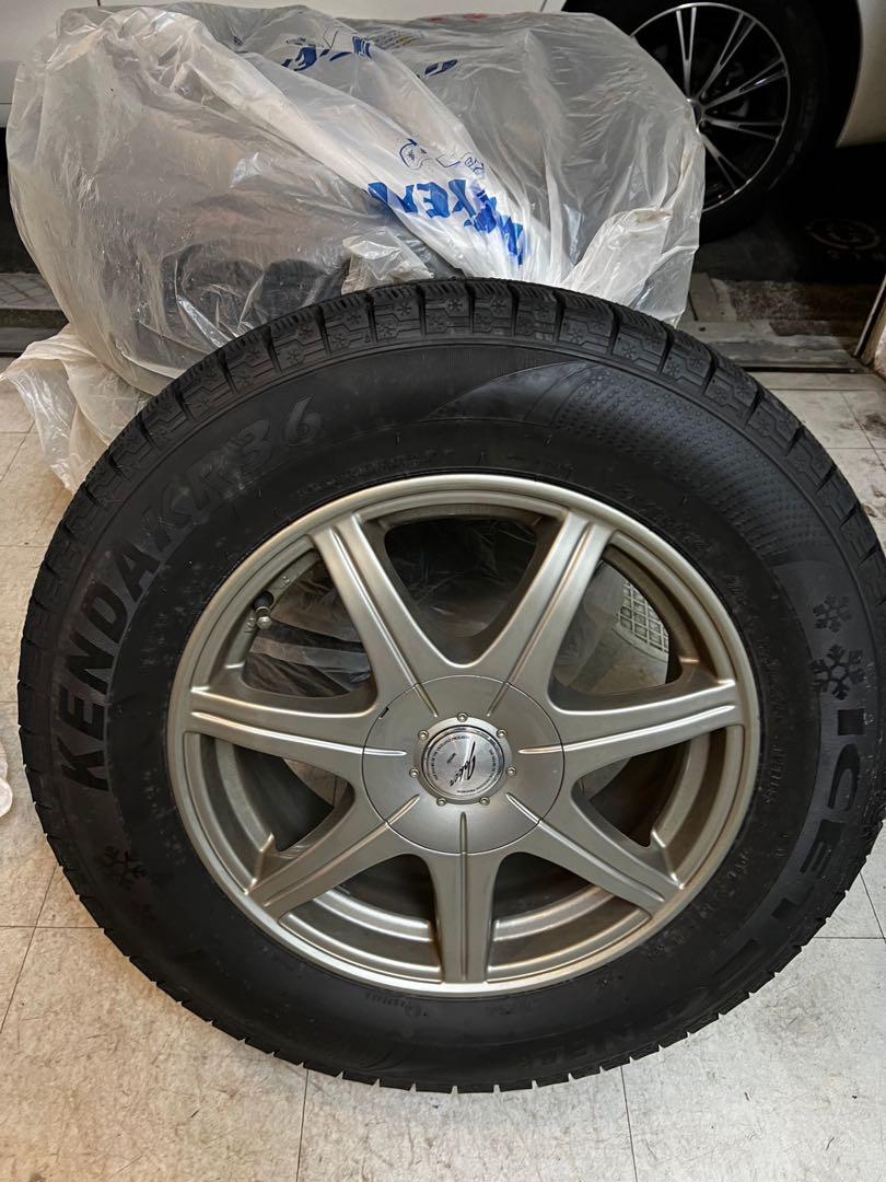 スタッドレスタイヤ　215/65r16 4本セット　アルファード
