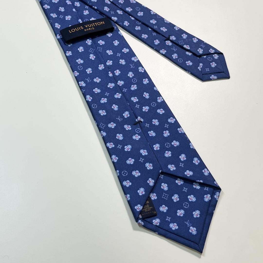 現行✨極美品✨LOUIS VUITTON ネクタイ ヴィヴィエンヌ
