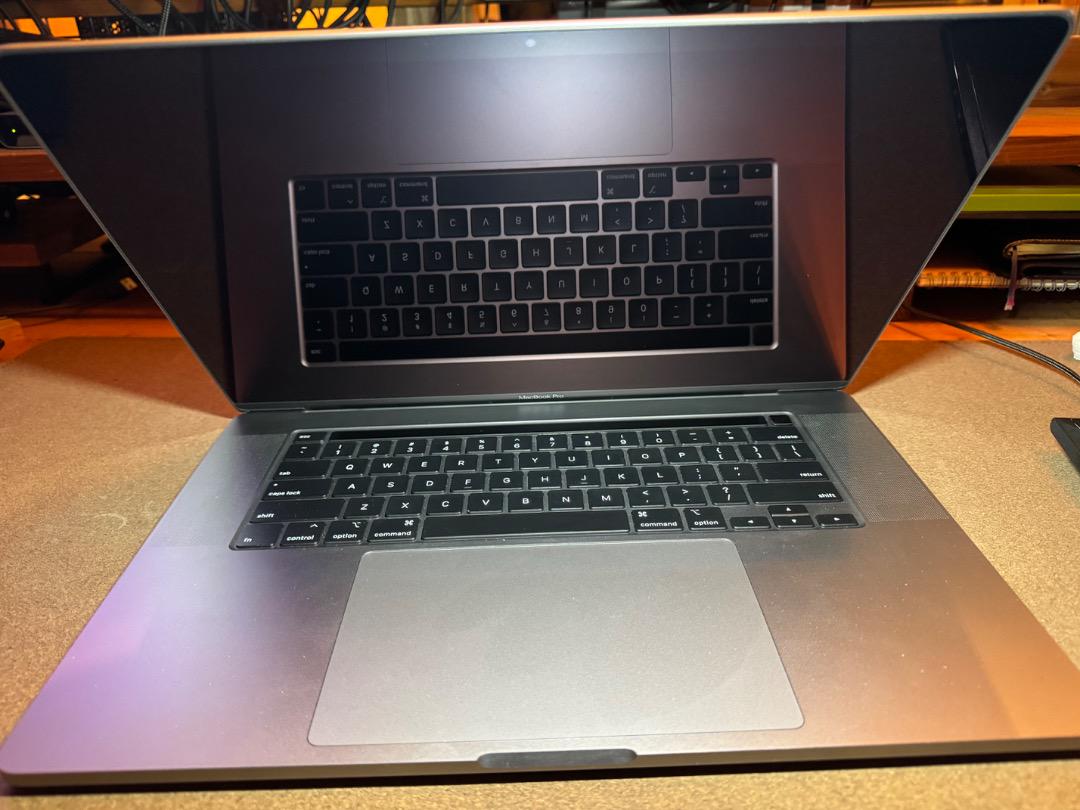 MacBookPro 16インチ 2019 i9 32GB 1TB