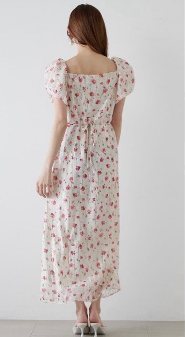 【新品未使用タグ付き】snidel 花柄ワンピース