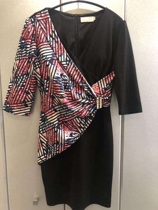 メルカリ レディースのワンピース 花柄の黒ワンピース ひざ丈ワンピース 850 中古や未使用のフリマ メルカリ レディースのワンピース 花柄の黒ワンピース ひざ丈ワンピース 850 中古や未使用のフリマ