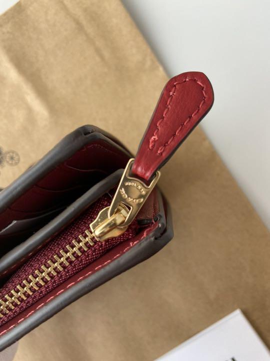 COACH カーキ レッド シグネチャー レザー 折り財布 コーチ