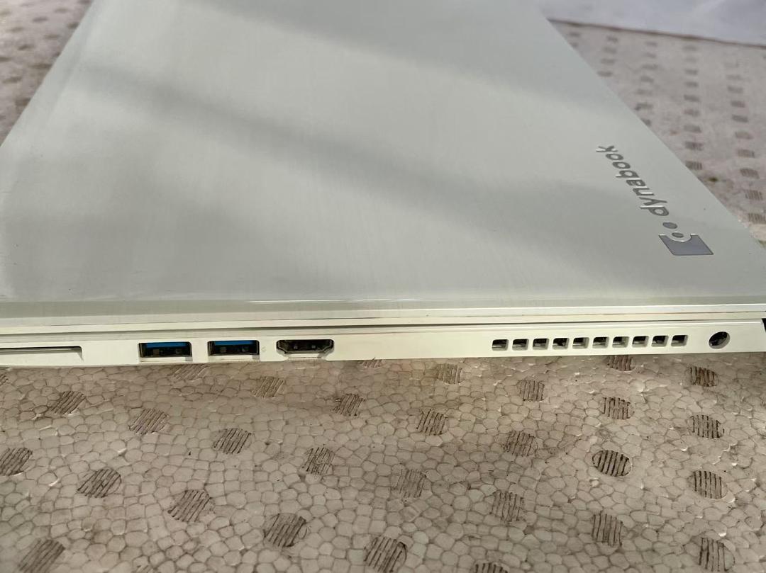 コムコムTOSHIBA dynabook T75/EW 第7世代i7