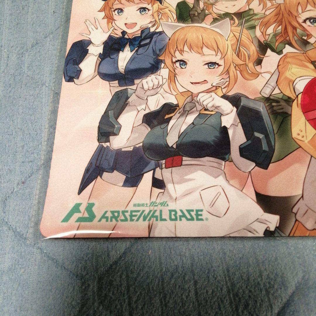 ✟