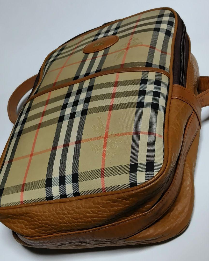 Burberry 　 シューズバック