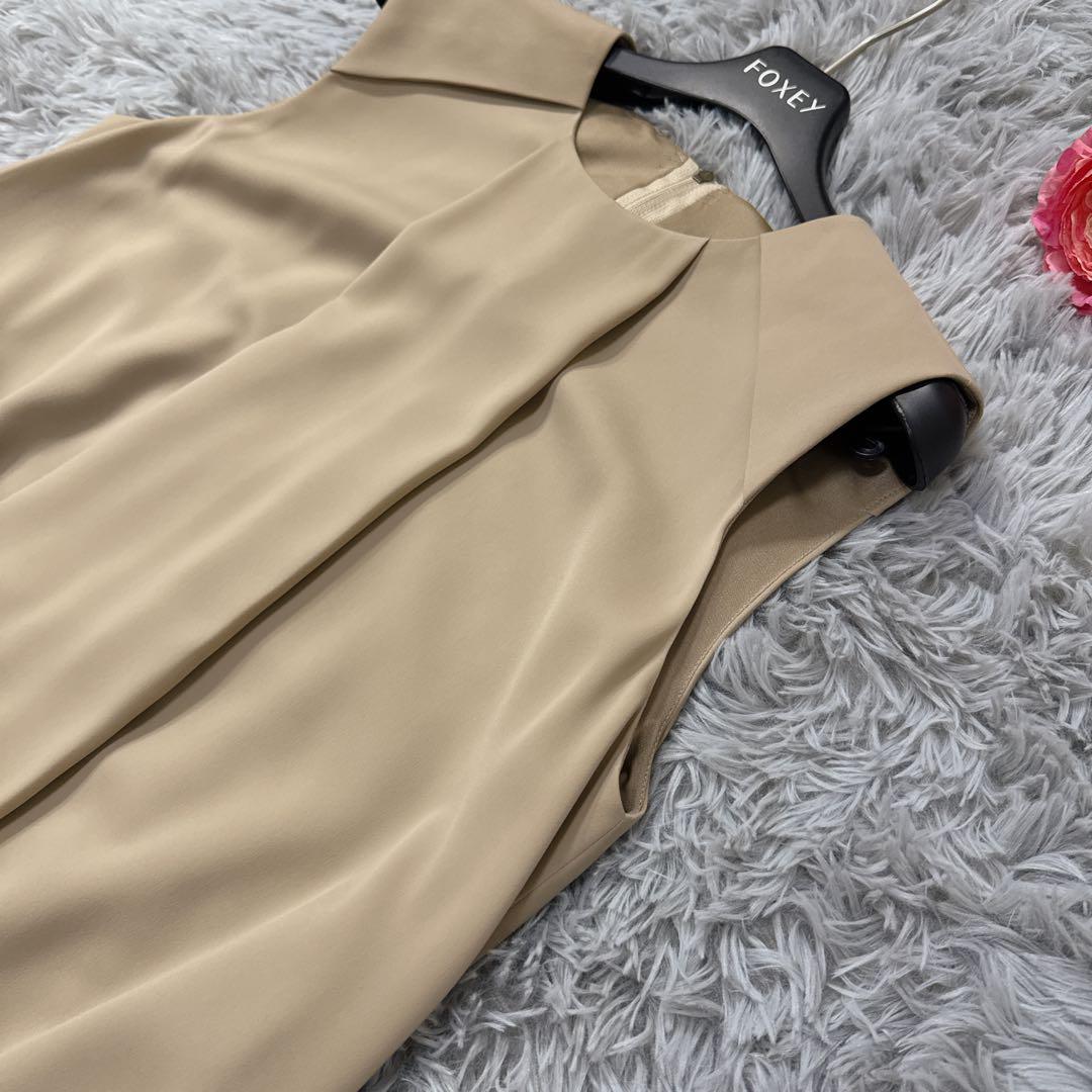 美品✨フォクシー イリス タックAラインフレアワンピース