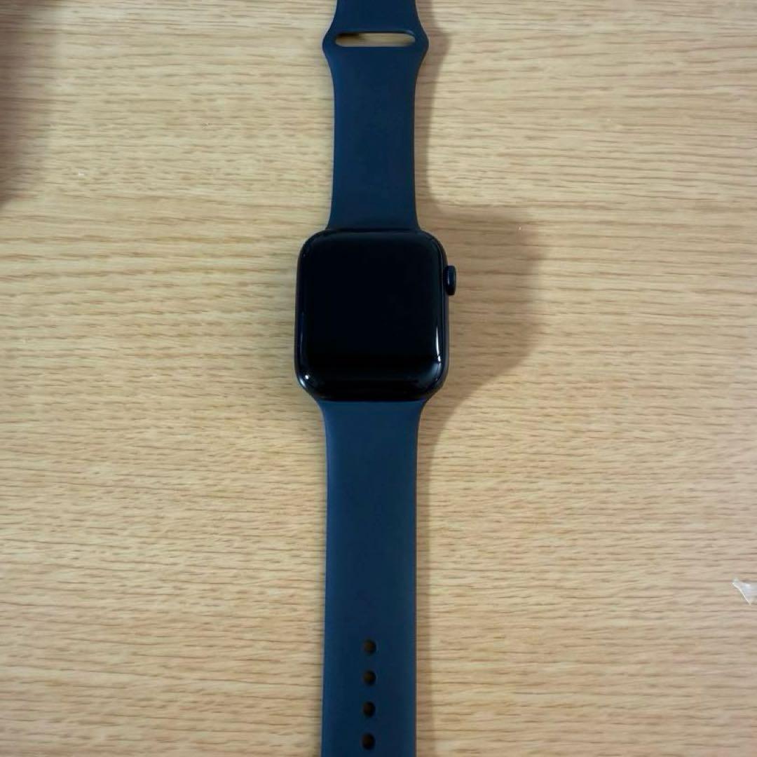 Apple Watch SE 44mm バッテリー100%