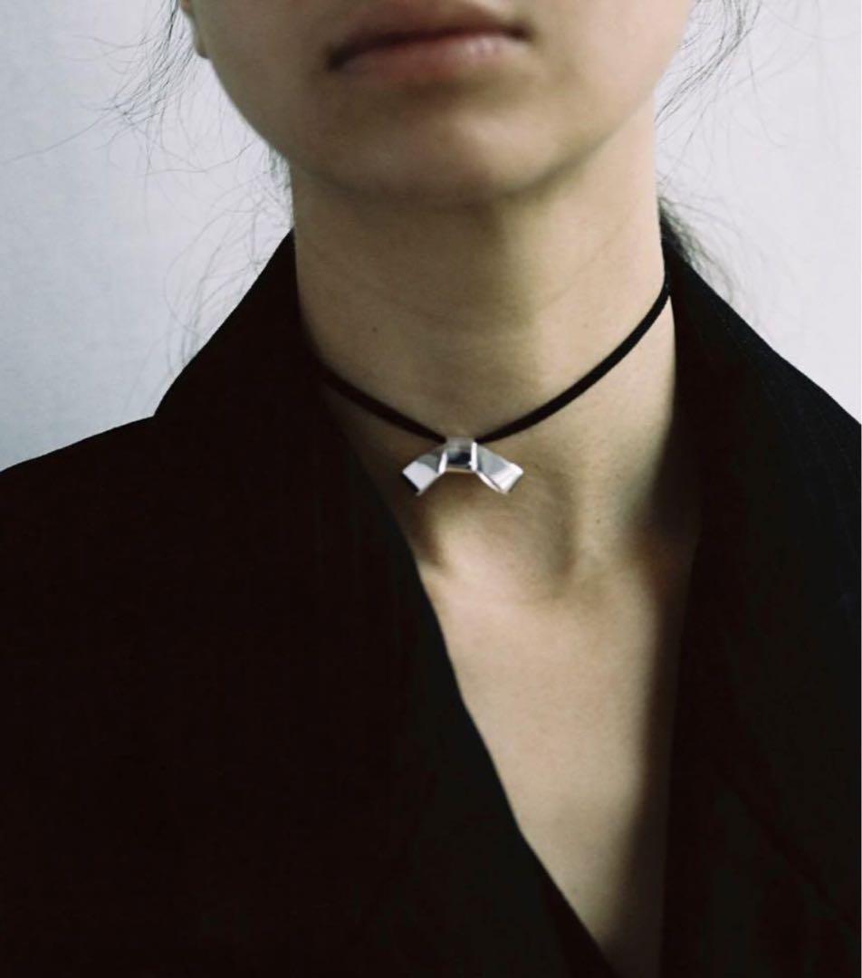 ANNIKA INEZ petite cravat necklace