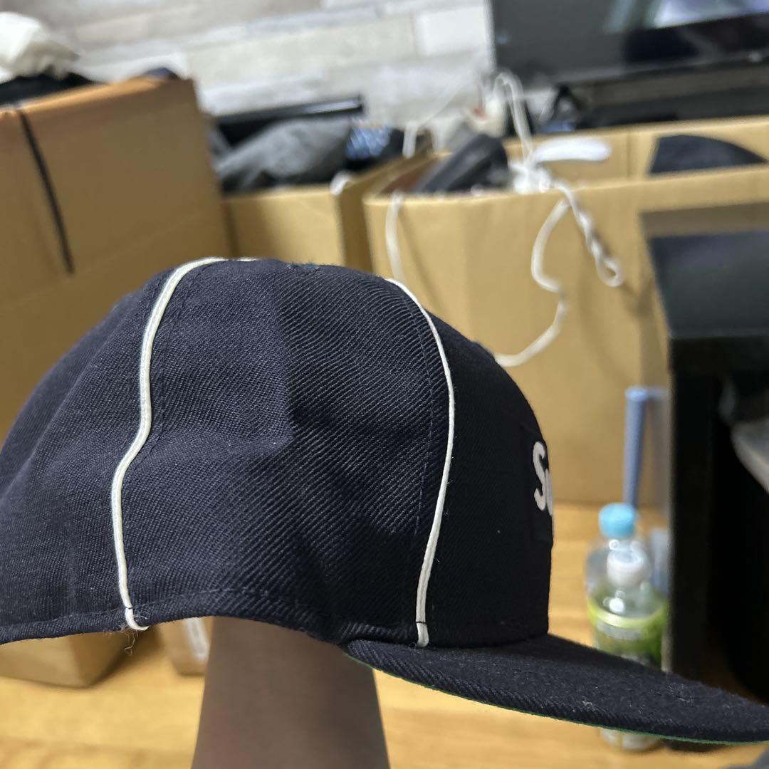 Supreme ネイビーキャップ World's Famous