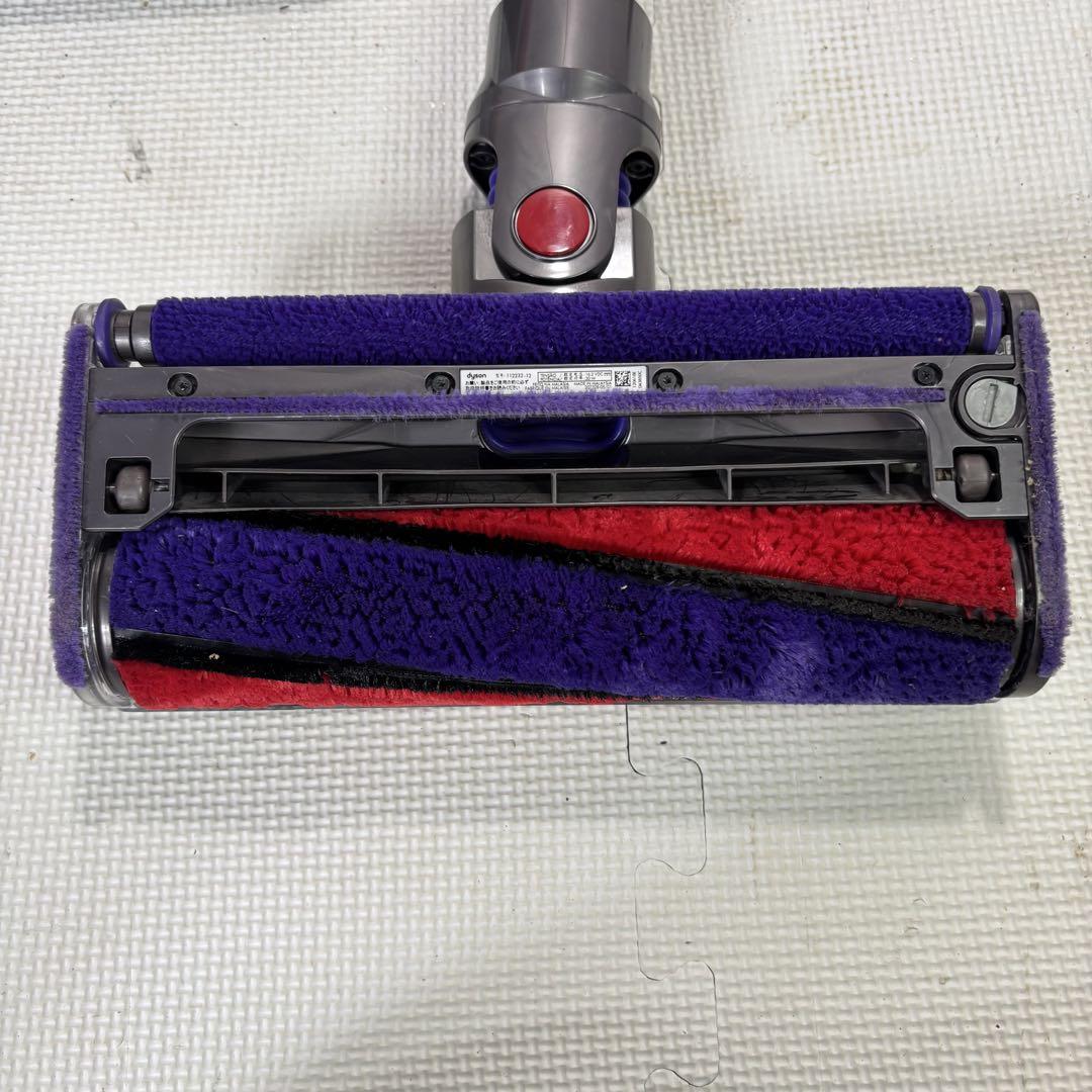 ダイソン　cyclone v10 fluffy+ コードレスクリーナー