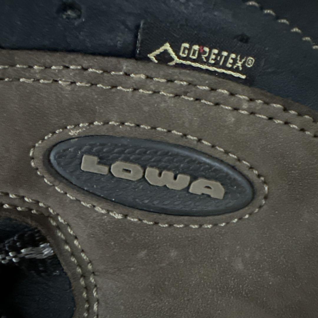 登山靴 ハイカット lowaワイド24.5センチ