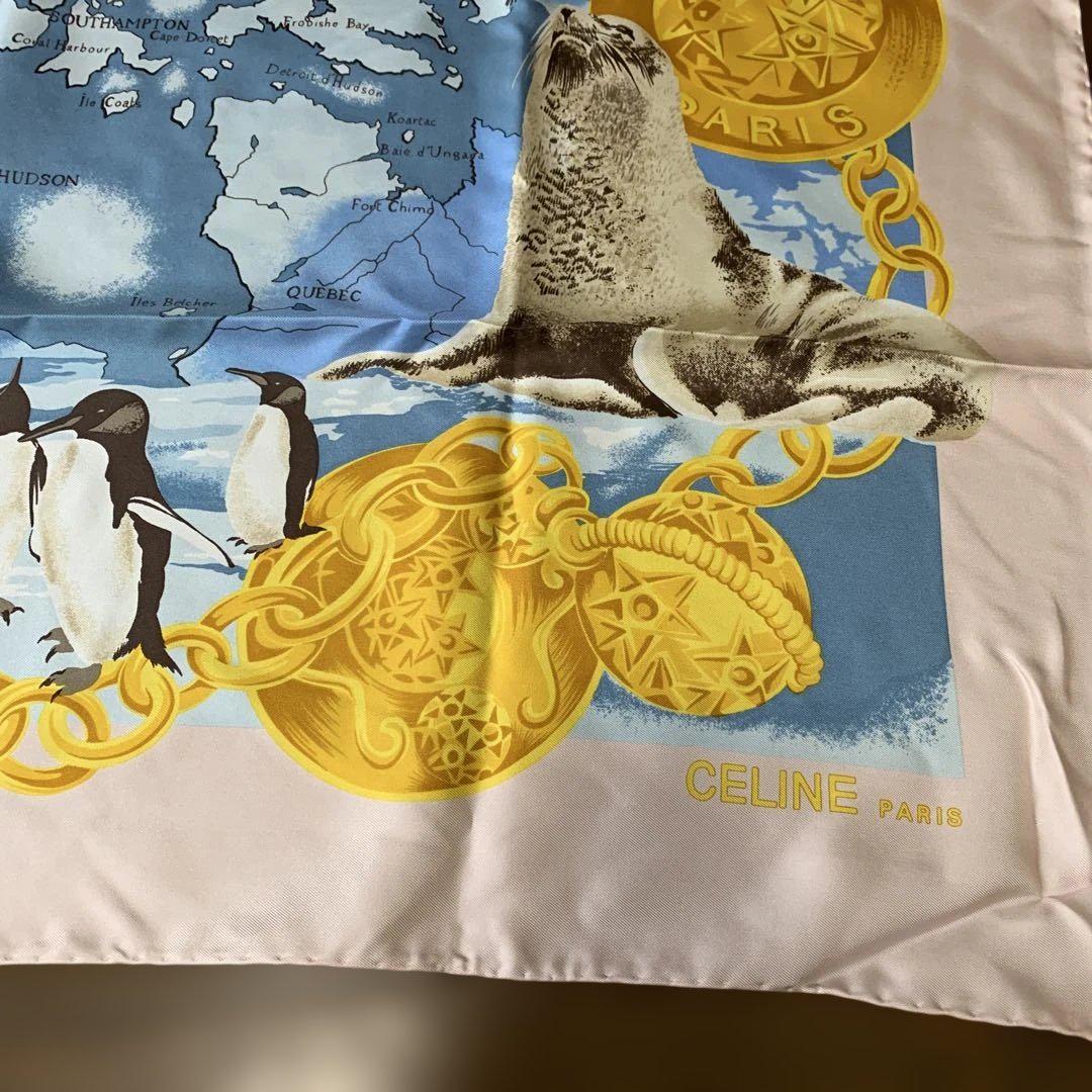 CELINE ペンギンとチェーン柄 スカーフ　新品未使用　シルク100% CELINE ペンギンとチェーン柄 スカーフ 新品未使用 シルク100