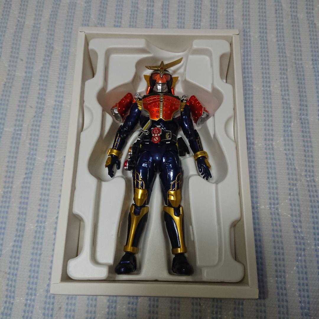 真骨彫 仮面ライダー鎧武
