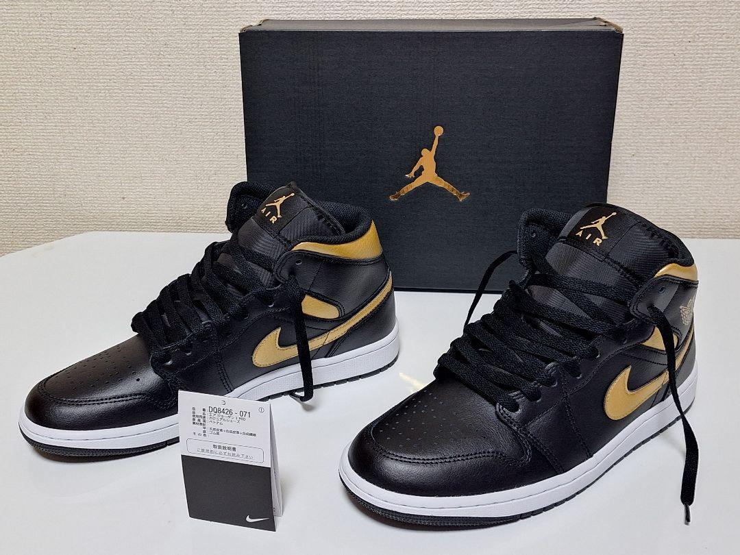 Air Jordan　１ Mid　 Black/Metallick Gold
