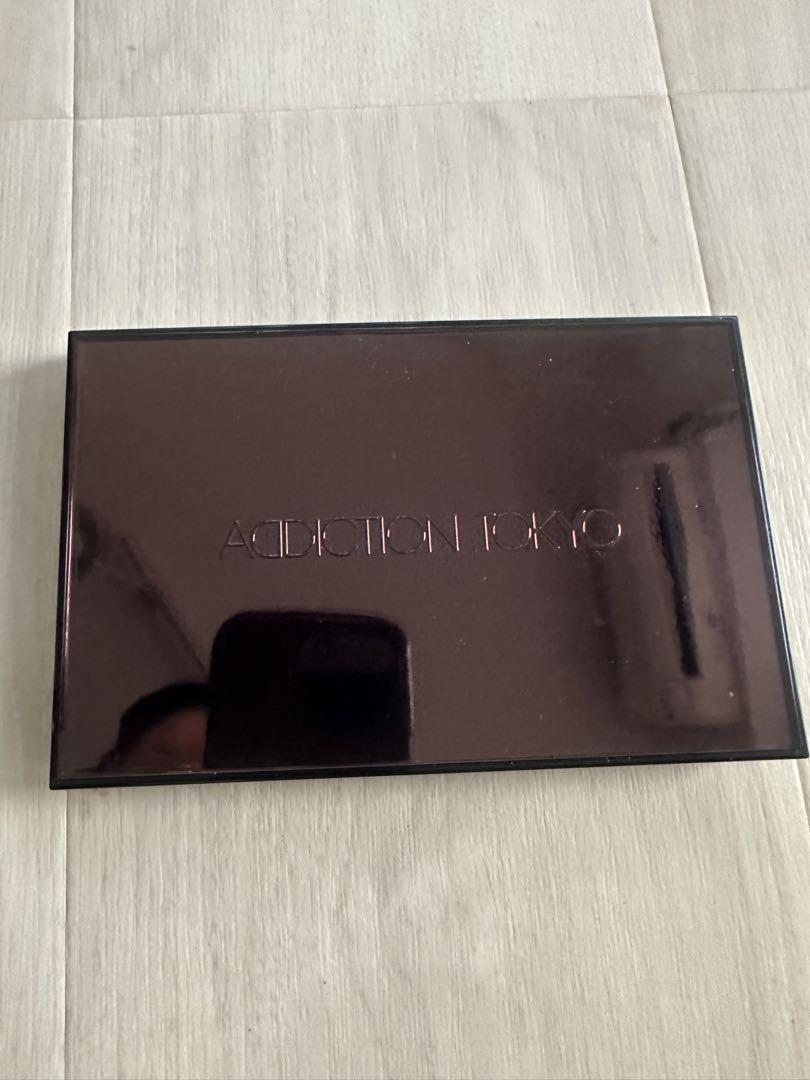 アイシャドウ ADDICTION TOKYO 15th Anniversary Palette