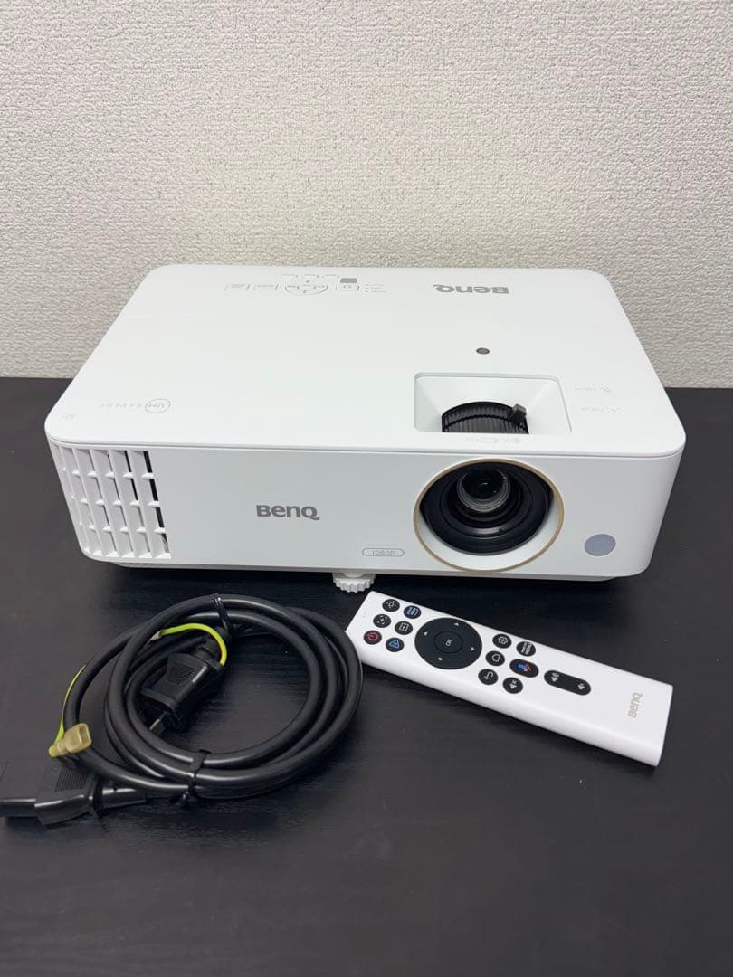 中古 BenQ TH685i　Android TV　プロジェクター 中古 BenQ TH685i Android TV プロジェクター HDプロジェクター BenQ