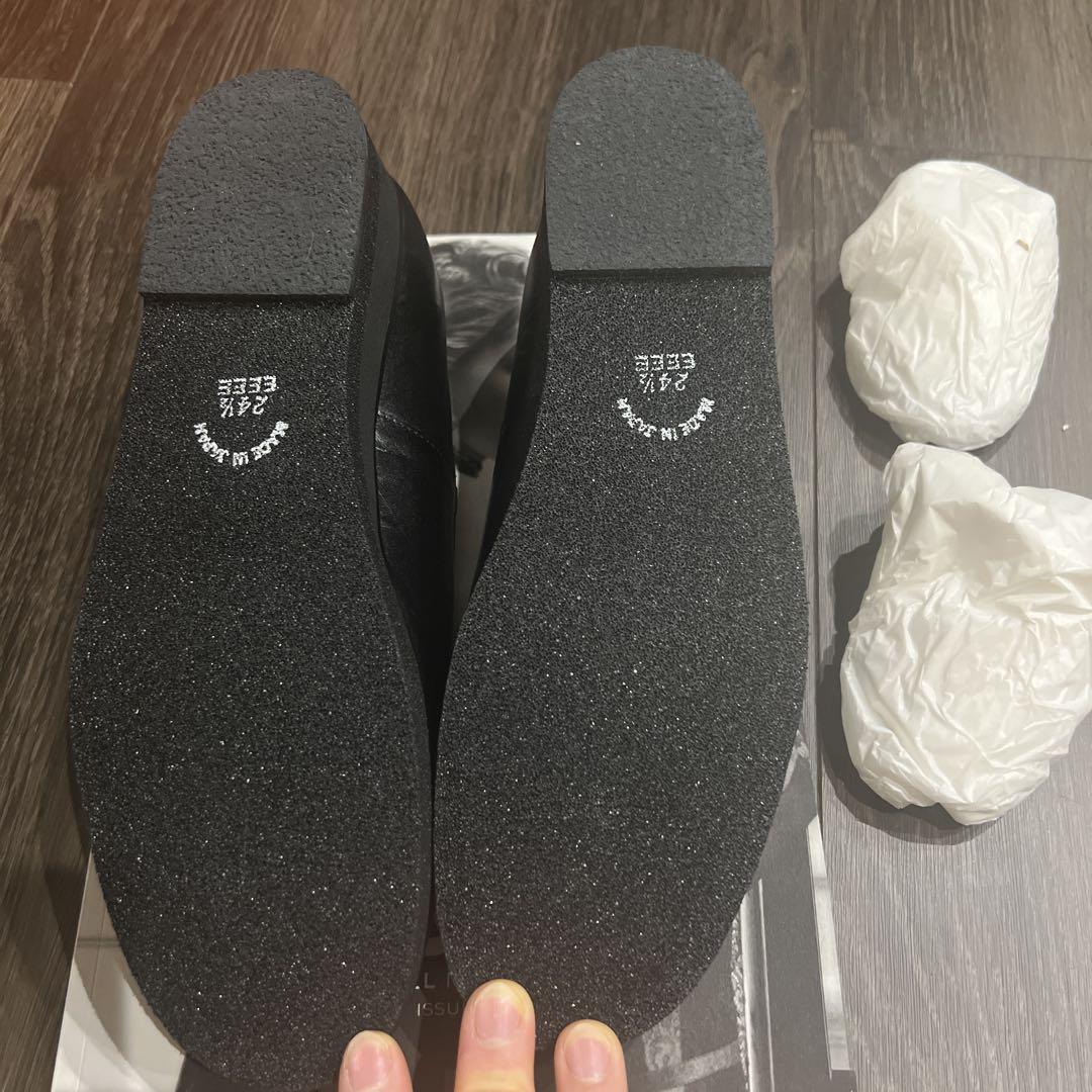 YVES SAINT LAURENT ブラックフラットシューズ 24.5cm