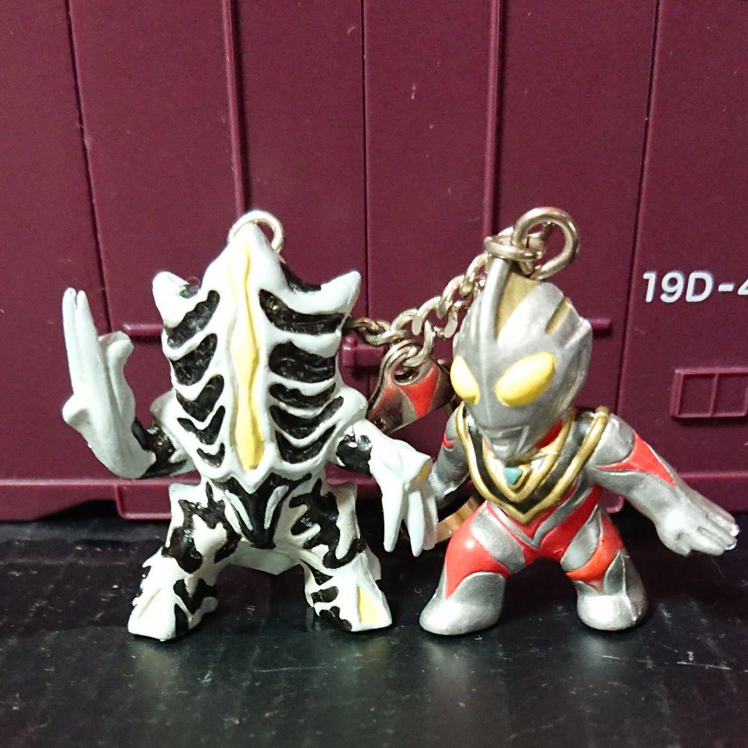 ウルトラマンペアキーホルダー