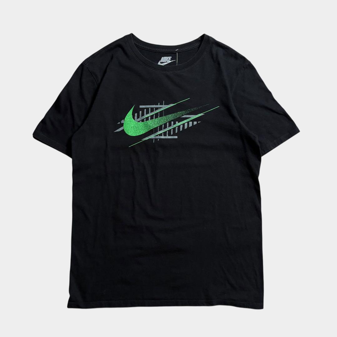 NIKE ナイキ プリントTシャツ センタースウォッシュ 黒ブラックTshirt