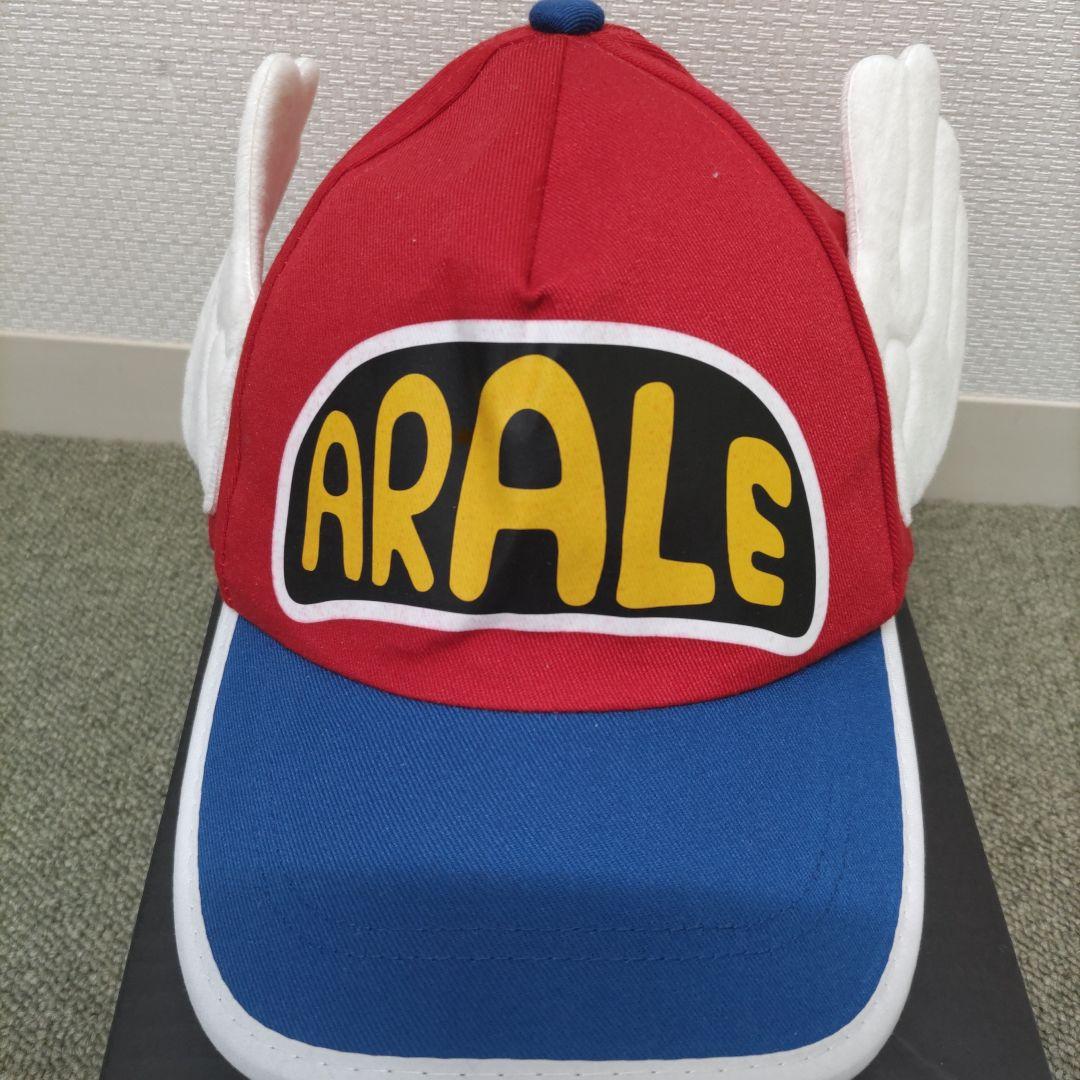 海外ブランドアウトレット通 アラレちゃん メルカリ - 赤/青 耳付きキャップ ミニカー