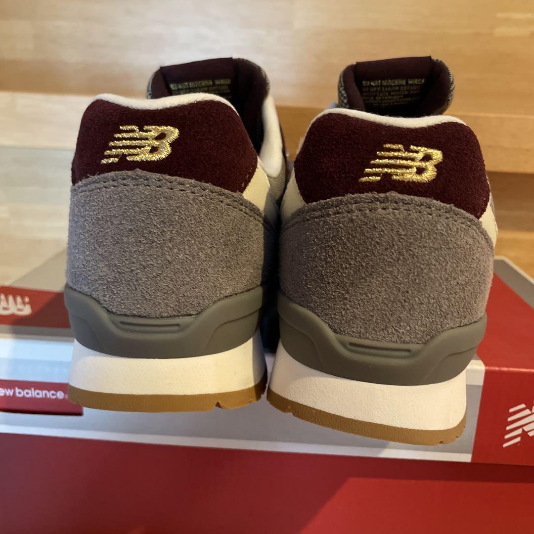New Balance 996 グレー/バーガンディ スニーカー