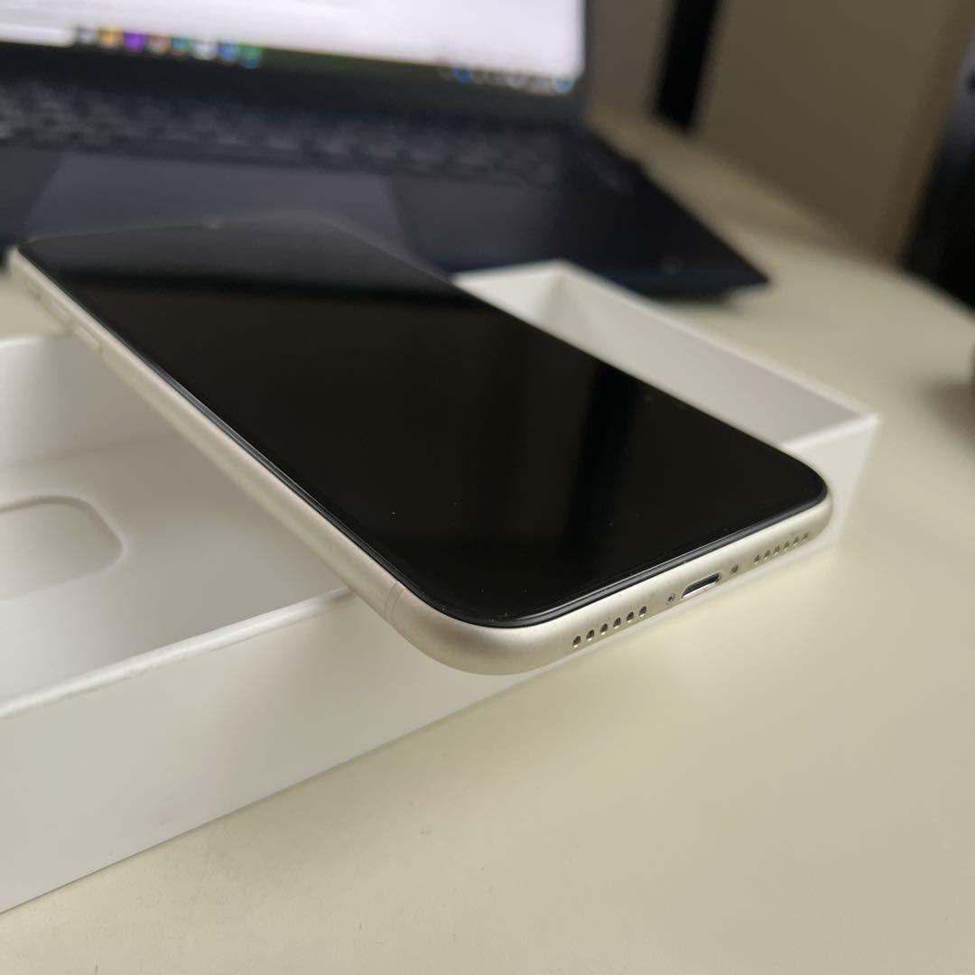 岩倉様専用 iPhone 11 ホワイト 128 GB SIMフリー