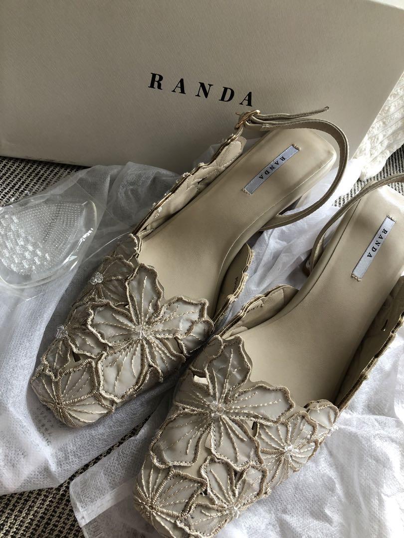 randa フラワーカットパンプス　アイボリー　L