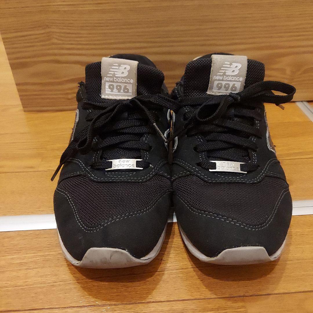 New Balance 996 ブラックスニーカー - メルカリ