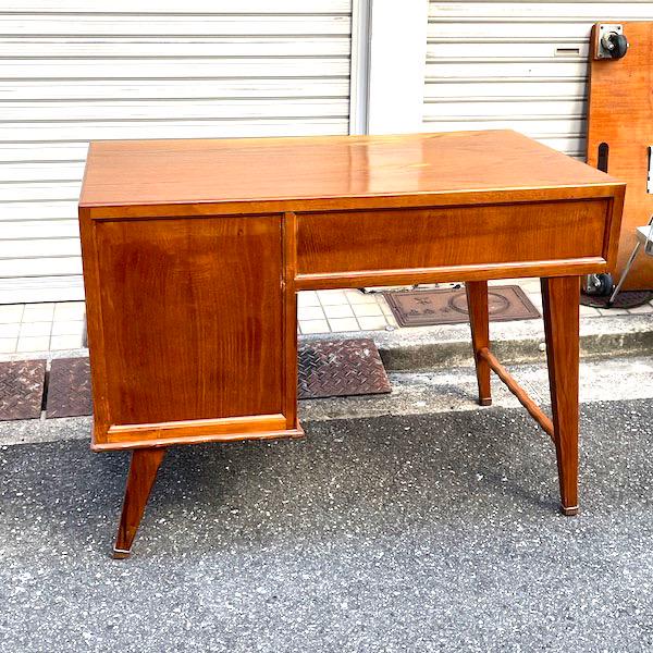 木製デスク