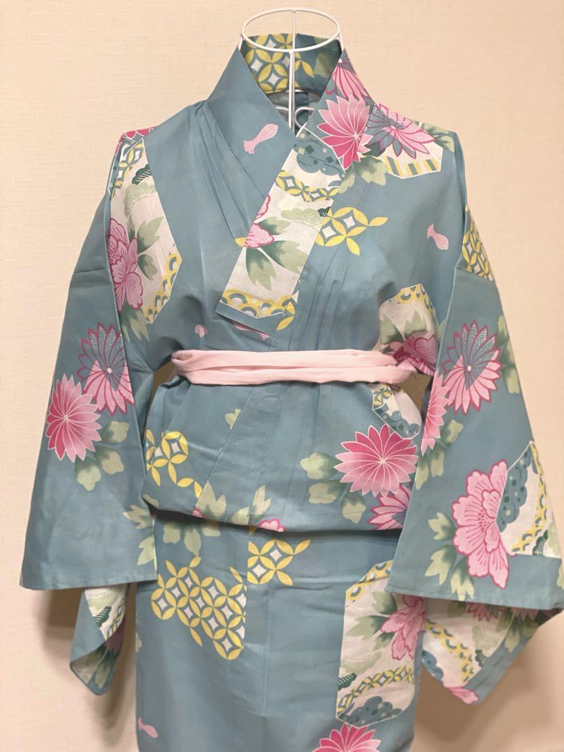 浴衣⭐︎くすみ系 緑がかった水色 花柄