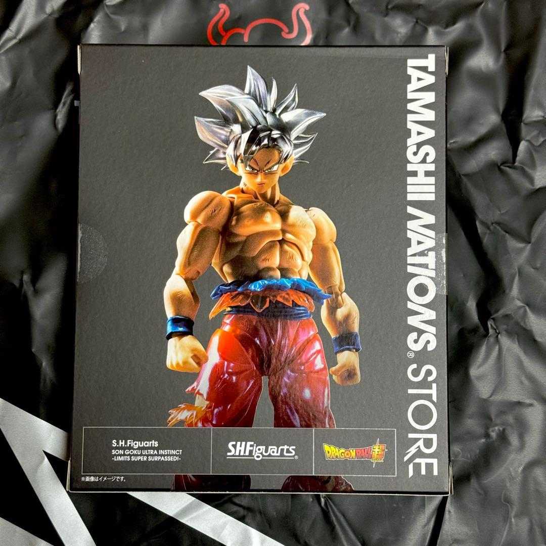 S.H.Figuarts 孫悟空 身勝手の極意-限界超絶突破! 【未開封品】 S.H.Figuarts 孫悟空 身勝手の極意-限界超絶突破! 【未開封品】
