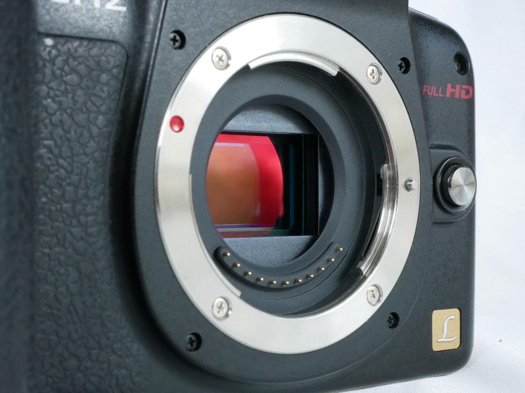 LUMIX DMC-GH2（レンズ・純正チャージャー・バッテリ２つ）値引可