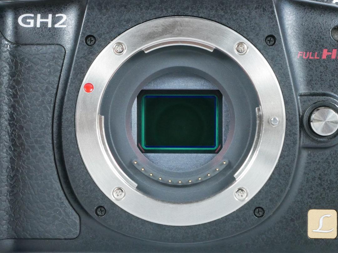 LUMIX DMC-GH2（レンズ・純正チャージャー・バッテリ２つ）値引可