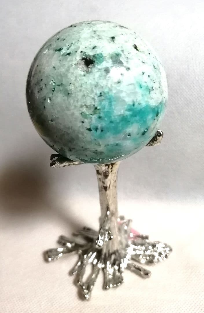 【新品】確認用　グリーンの濃淡　どの面も楽しめるクリソコラ　4 9-16