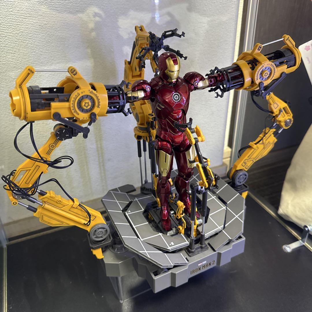 ZDTOYS スーツアップガントリー　アイアンマンマーク４