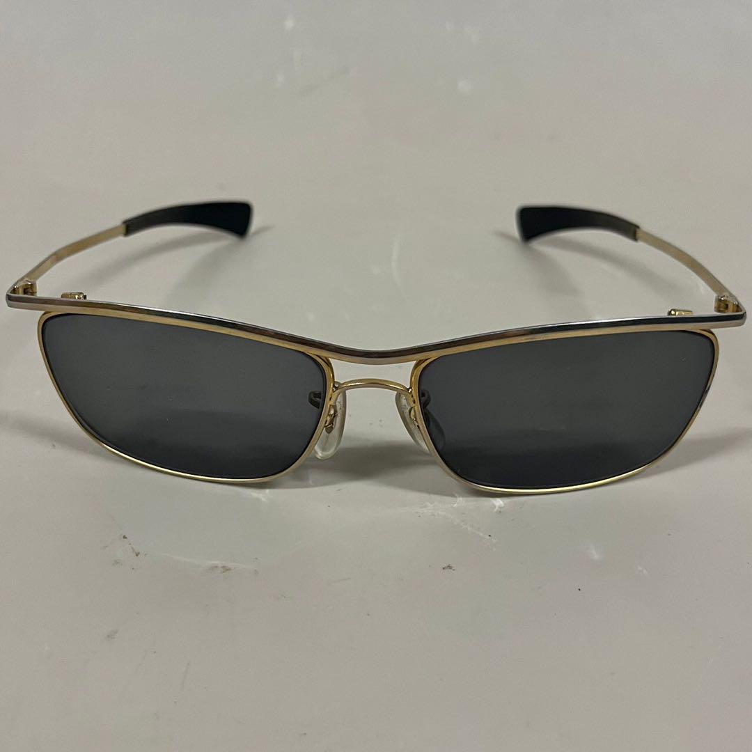 Ray-Ban