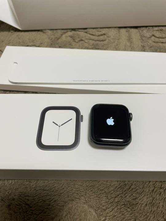 Apple Watch Series 4 GPSモデル 40mm