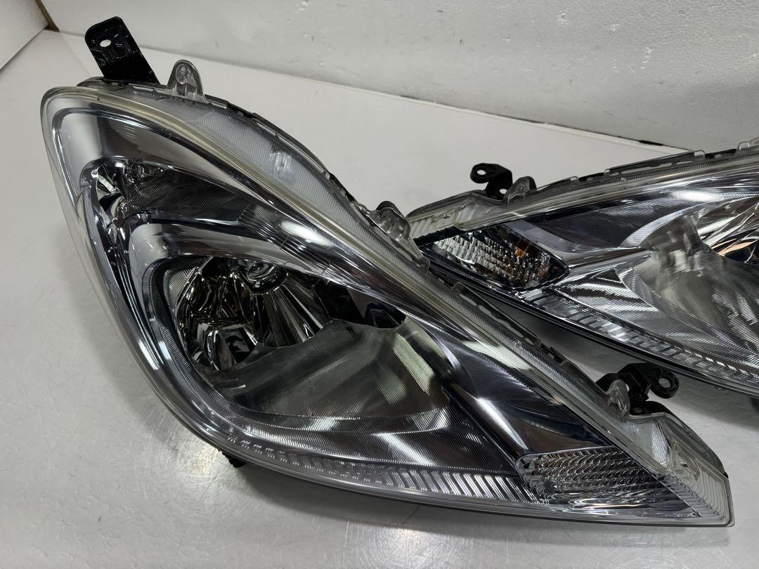 ホンダ￼GP1 フィット ハイブリッド HV 純正 HID ヘッドライト 左右